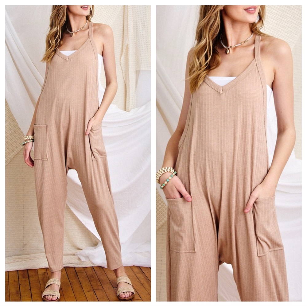 Fabulous Solid Harem Jumpsuit - Picture 3 of 4